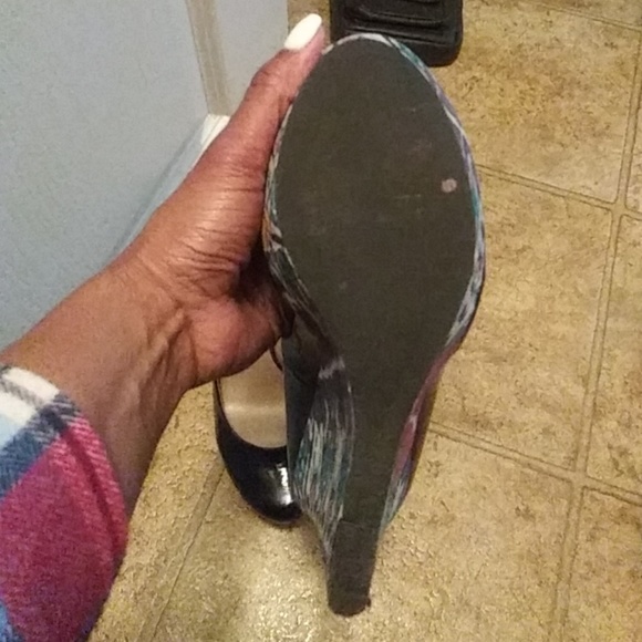 Multicolored heels - Picture 3 of 4